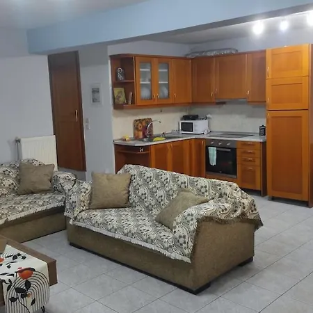 Captain's House - 2 Bedrooms Apartament Néa Péramos