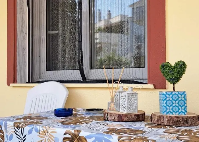 Captain's House Néa Péramos