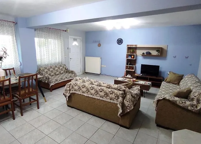 Captain's House - 2 Bedrooms * Néa Péramos